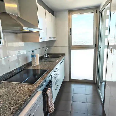 Increibles Vistas Al Mar Desde La Terraza Privada En La Planta 39 Apartamento *