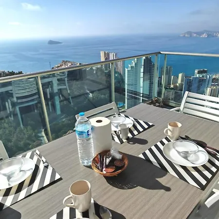 Increibles Vistas Al Mar Desde La Terraza Privada En La Planta 39 Apartamento *